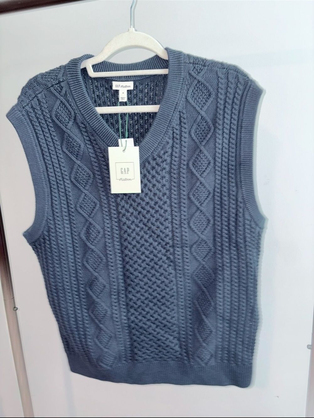 NWT Gap × Malbon Cable-Knit Sweater Vest - Picture 3 of 5